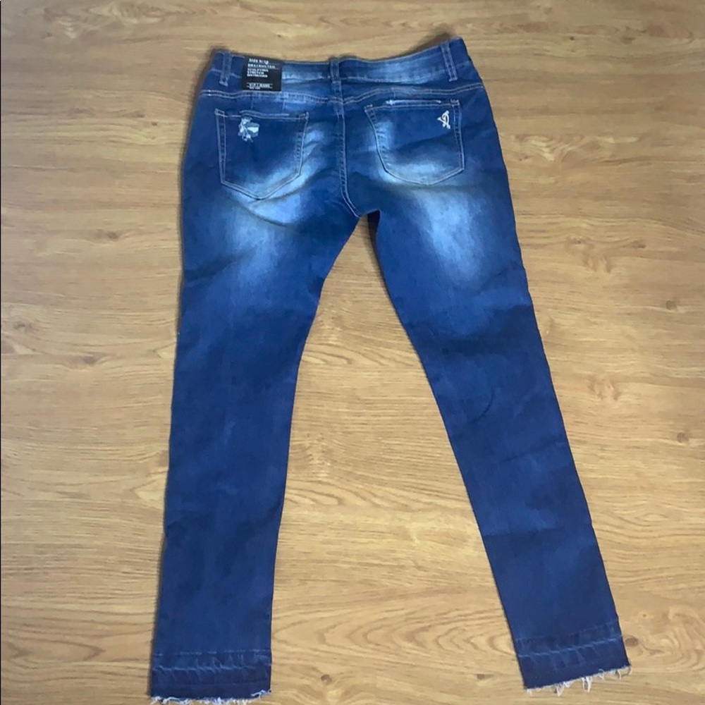 VIP Blue Distressed Jeans Skinny Leg Stretch 9/10 - Picture 5 of 7